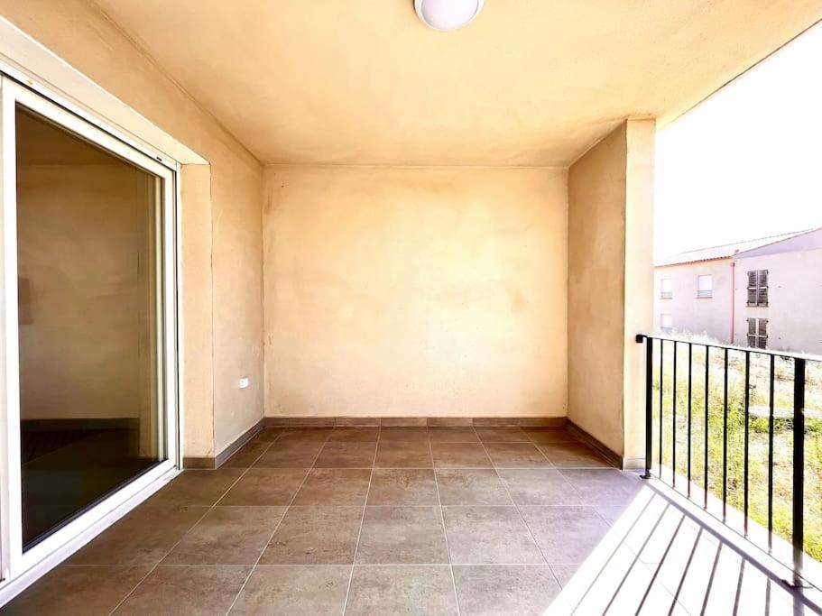 Appartement Neuf Avec Terrasse Saint-Florent  Bagian luar foto