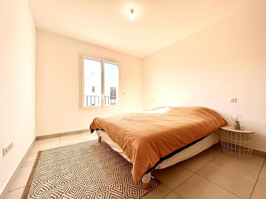 Appartement Neuf Avec Terrasse Saint-Florent  Bagian luar foto