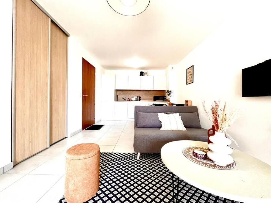 Appartement Neuf Avec Terrasse Saint-Florent  Bagian luar foto