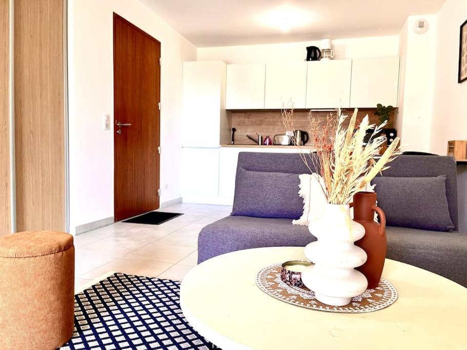 Appartement Neuf Avec Terrasse Saint-Florent  Bagian luar foto